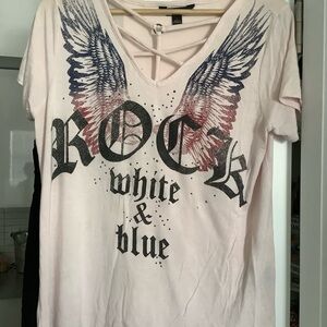 Rock & Republic Cream Graphic Cut Out Short Sleeve loose Tee M